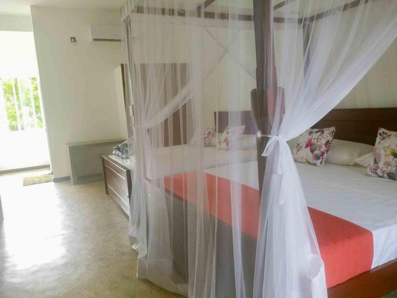 Hotel Indigo Unawatuna Luaran gambar