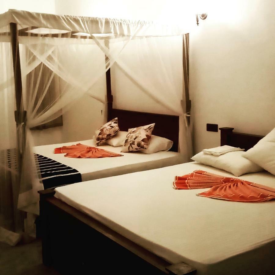 Hotel Indigo Unawatuna Bilik gambar